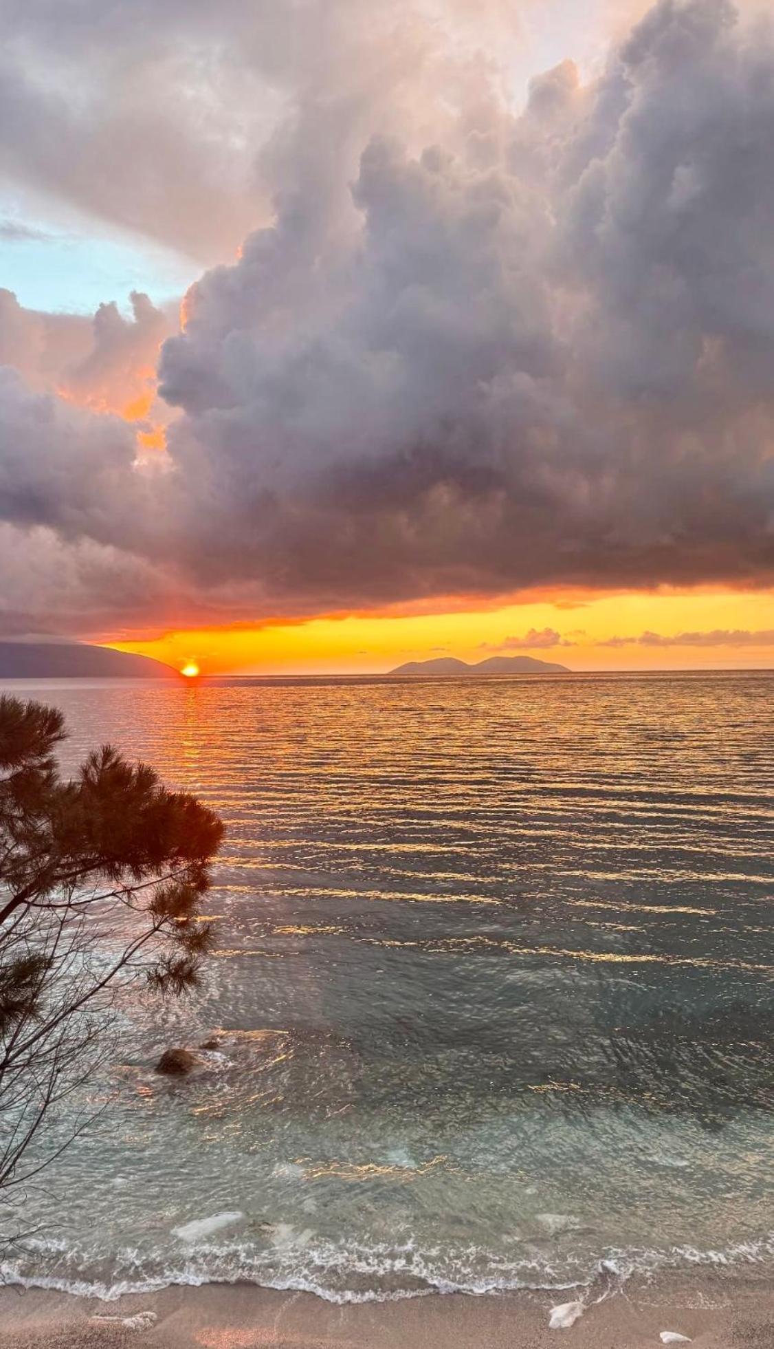 Hotel Lungomare Vlore Luaran gambar